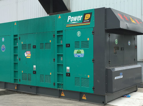 正宁升级发电机组的过程中需要注意哪些安全事项？