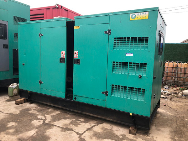 正宁怎样合理控制磷酸铁锂蓄电池的充放电倍率以延长其使用寿命？